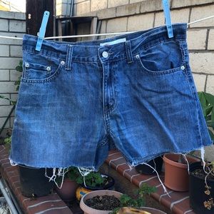 levi's shorts waist 33